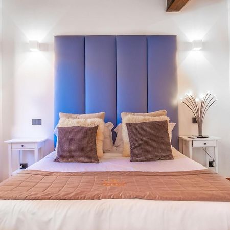 Fontana Di Trevi Diamond Boutique Apartment Rome Exterior photo