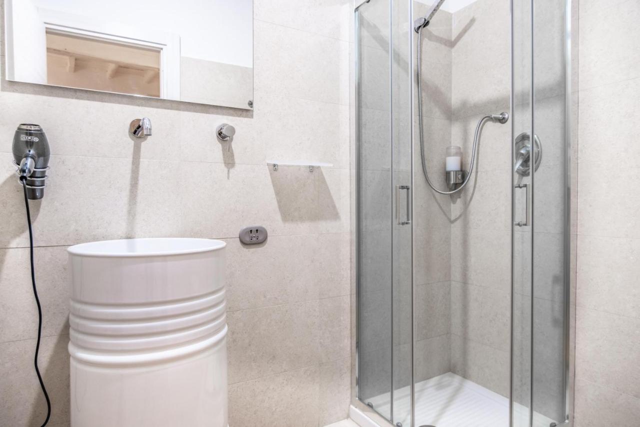 Fontana Di Trevi Diamond Boutique Apartment Rome Exterior photo
